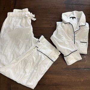 Quince White Pajama Set with Black Trim small NWOT